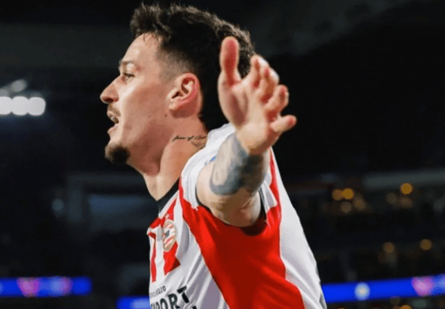 球速体育app赛地聚焦——荷甲集结日热度飙升；利物浦豪取连胜；压力陡增；临场指挥获称赞的简单介绍